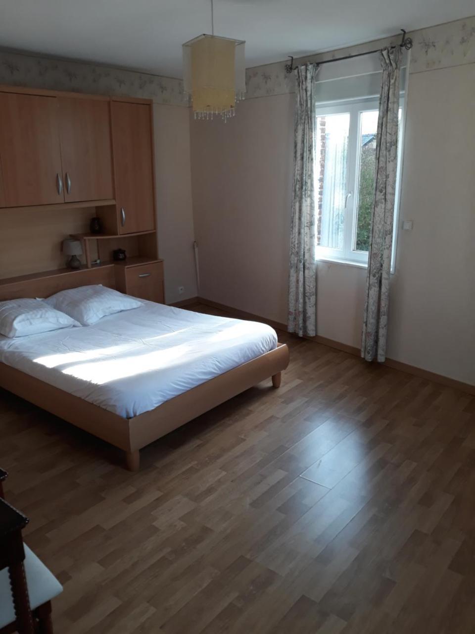 Hotel De La Gare Sainte-Gauburge-Sainte-Colombe Dış mekan fotoğraf